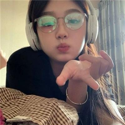 午夜下的刺花